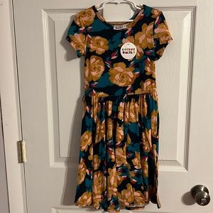 DotDot Smile Cap Sleeve Dress Size 7. NEW with Tags